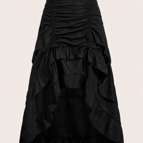 Black Drawstring Ruched Ruffled Hem Skirt - Picture 1 of 2